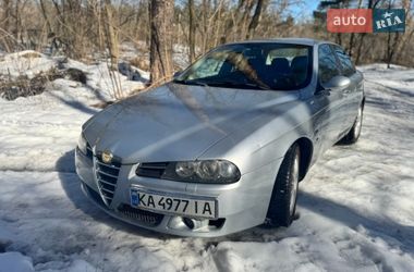 Характеристики Alfa Romeo 156 Седан