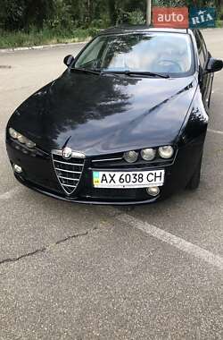 Характеристики Alfa Romeo 159 Седан
