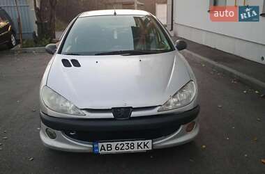 Характеристики Peugeot 206 Седан