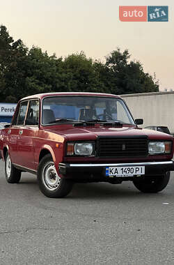 Характеристики ВАЗ 2107 Седан