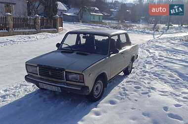 Характеристики ВАЗ 2107 Седан