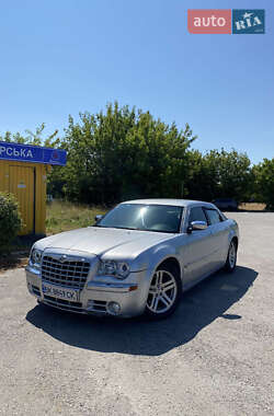 Характеристики Chrysler 300C Седан