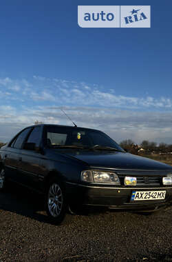 Характеристики Peugeot 405 Седан