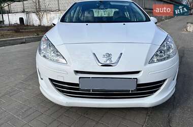 Характеристики Peugeot 408 Седан