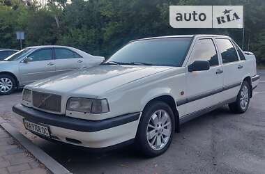 Характеристики Volvo 850 Седан