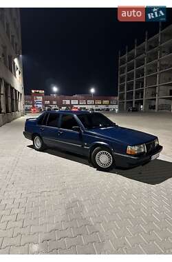 Характеристики Volvo 940 Седан