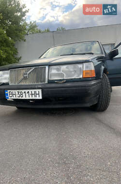 Характеристики Volvo 940 Седан