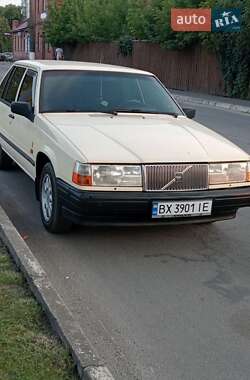 Характеристики Volvo 940 Седан