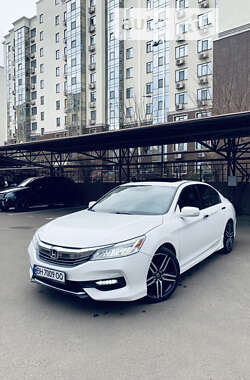 Характеристики Honda Accord Седан