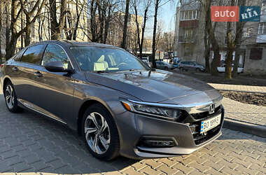 Характеристики Honda Accord Седан