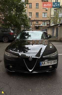 Ціни Alfa Romeo Седан