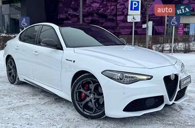 Цены Alfa Romeo Седан