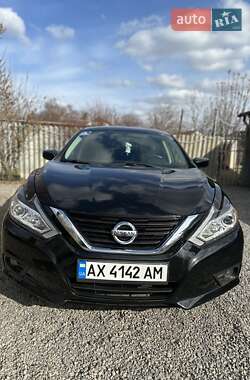 Цены Nissan Altima Седан