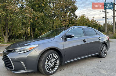 Цены Toyota Avalon Седан