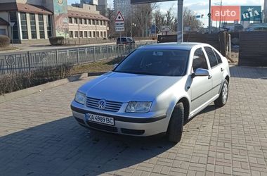Характеристики Volkswagen Bora Седан