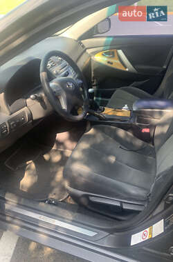 Характеристики Toyota Camry Седан