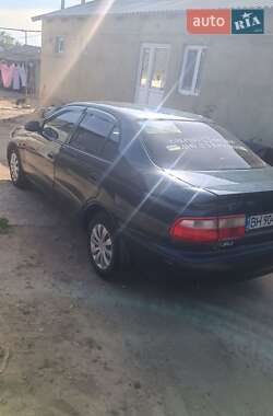 Характеристики Toyota Carina E Седан