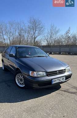 Характеристики Toyota Carina E Седан