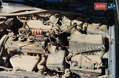 Характеристики Toyota Carina Седан