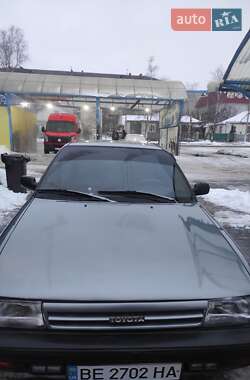 Характеристики Toyota Carina Седан