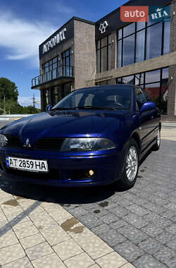 Характеристики Mitsubishi Carisma Седан