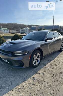 Характеристики Dodge Charger Седан