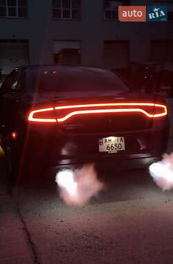 Характеристики Dodge Charger Седан