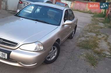 Характеристики Kia Clarus Седан