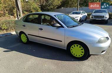 Характеристики SEAT Cordoba Седан