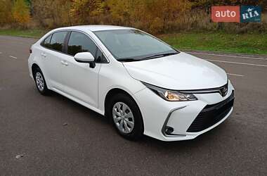 Характеристики Toyota Corolla Седан