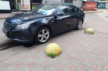 Характеристики Chevrolet Cruze Седан