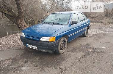 Характеристики Ford Escort Седан