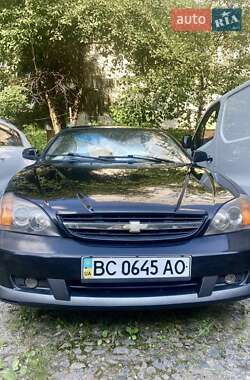 Характеристики Chevrolet Evanda Седан