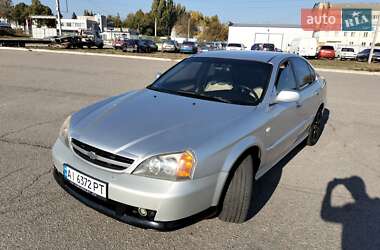 Характеристики Chevrolet Evanda Седан