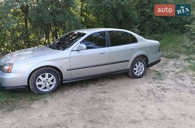 Характеристики Chevrolet Evanda Седан