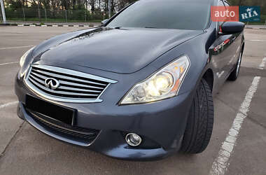 Характеристики Infiniti G25 Седан