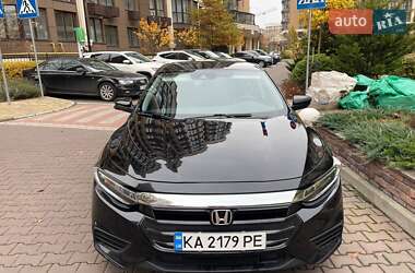 Характеристики Honda Insight Седан