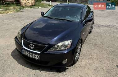 Характеристики Lexus IS Седан