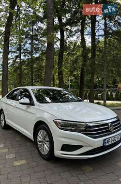 Характеристики Volkswagen Jetta Седан