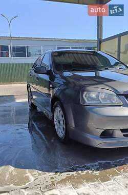 Характеристики Chevrolet Lacetti Седан