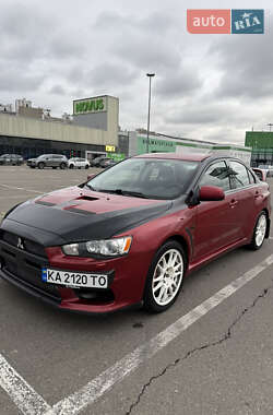 Характеристики Mitsubishi Lancer Evolution Седан