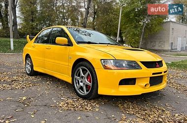 Характеристики Mitsubishi Lancer Evolution Седан