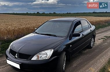 Характеристики Mitsubishi Lancer Седан
