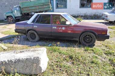 Характеристики Nissan Laurel Седан