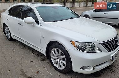 Характеристики Lexus LS Седан