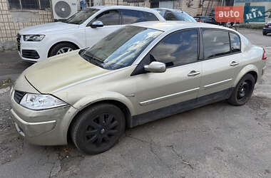 Характеристики Renault Megane Седан