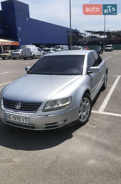 Характеристики Volkswagen Phaeton Седан