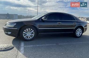 Характеристики Volkswagen Phaeton Седан