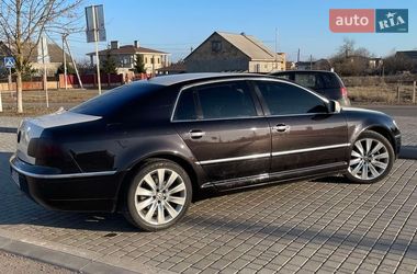 Характеристики Volkswagen Phaeton Седан