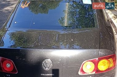 Характеристики Volkswagen Phaeton Седан